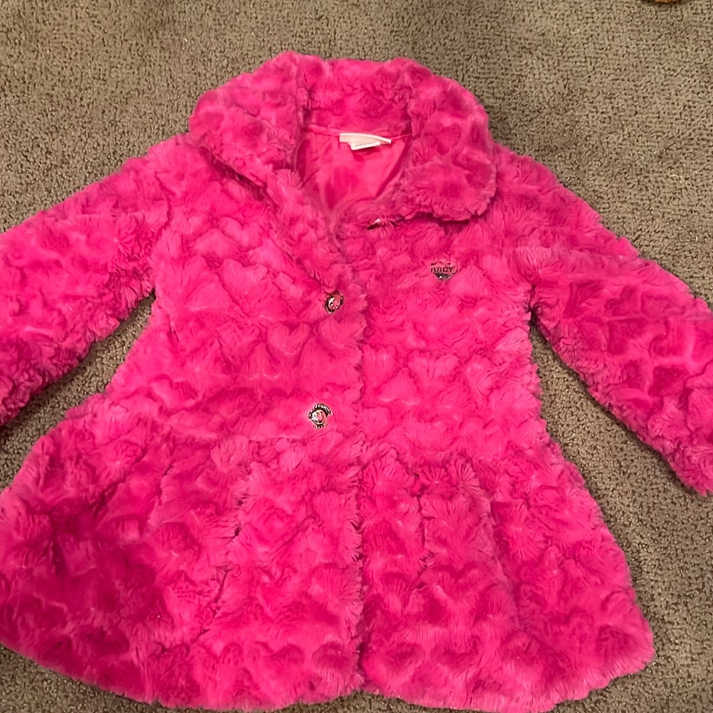 Kid’s Juicy Couture (pink faux fur coat)‎ 2T hearts fluffy